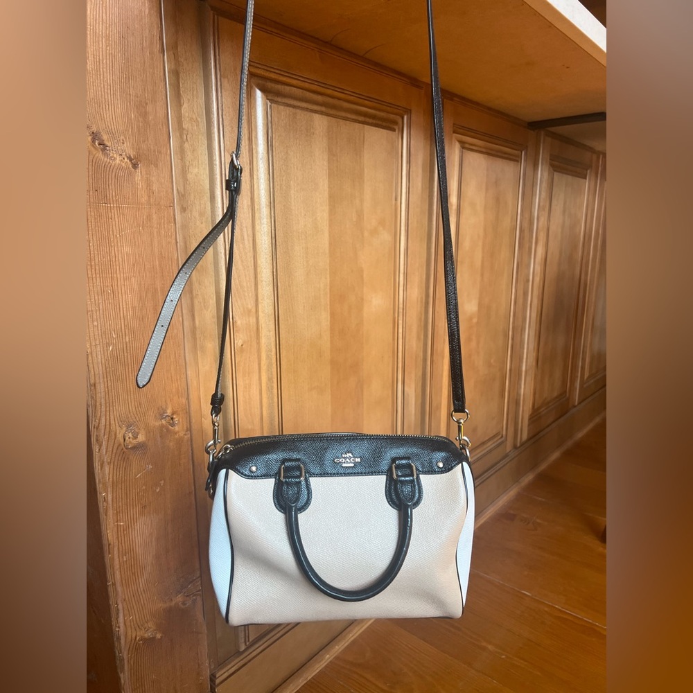 Coach cross body - Picture 2 of 8